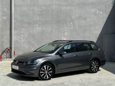 Carro usado VW Golf Variant 1.6 TDI Highline DSG Diesel