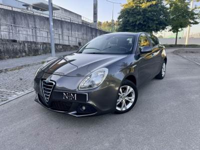 Carro usado Alfa Romeo Giulietta 1.6 JTDm Progression Diesel