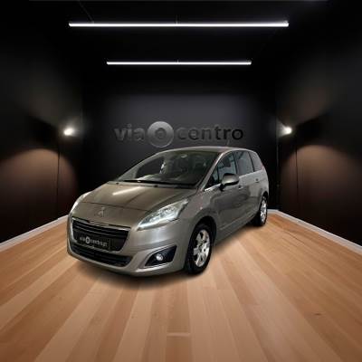 Carro usado Peugeot 5008 1.6 e-HDi Business Line Auto. Diesel