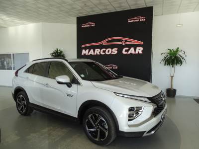 Carro usado Mitsubishi Eclipse Cross 2.4 PHEV Black Edition Híbrido (Plug-In)