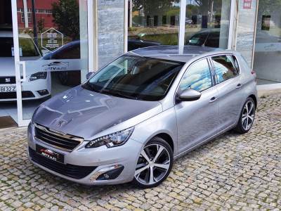 Carro usado Peugeot 308 1.2 PureTech Allure EAT6 Gasolina