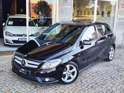 Carro usado Mercedes-Benz Classe B (BlueEFFICIENCY) Gasolina