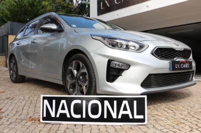 Carro usado Kia Ceed SW 1.6 CRDi MHEV Urban Diesel