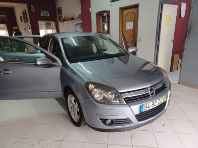 Carro usado Opel Astra 1.9 CDTi Cosmo Diesel