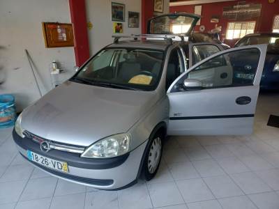 Carro usado Opel Corsa 1.2 16V On Air Gasolina