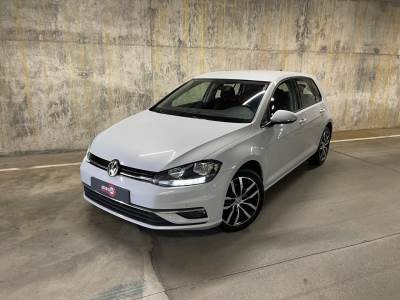 Volkswagen Golf 1.6 TDi Confortline