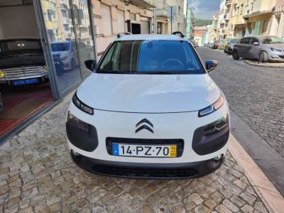 Carro usado Citroën C4 Cactus 1.2 PureTech Shine Gasolina