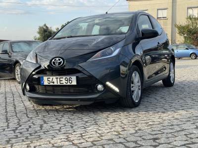 Carro usado Toyota Aygo Cx Automática Gasolina