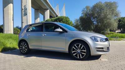 Carro usado VW Golf 1.6 TDi BlueMotion Confortline Diesel