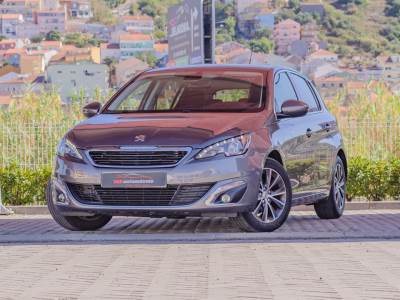 Carro usado Peugeot 308 1.2 PureTech Allure J17 Gasolina