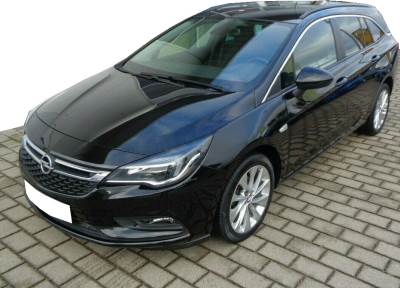 Carro usado Opel Astra Sports Tourer 1.0 120ANOS Gasolina