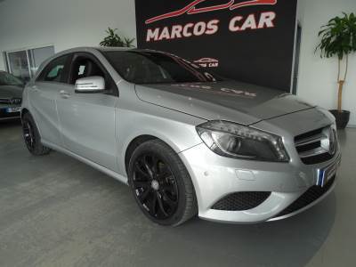 Carro usado Mercedes-Benz Classe A CDI (BlueEFFICIENCY) Urban Diesel