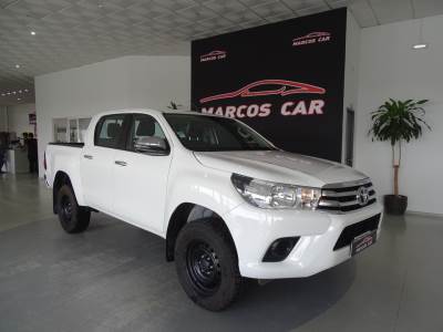 Carro usado Toyota Hilux 2.4 D-4D 4WD CD CHallenge Diesel