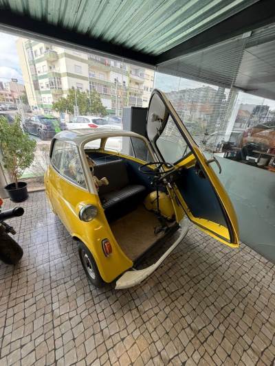 Carro usado BMW Isetta 300 Gasolina