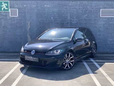 Carro usado VW Golf 2.0 TSi GTi DSG Performance Gasolina