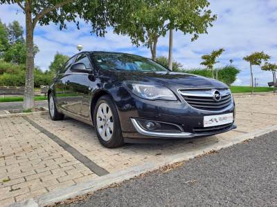 Carro usado Opel Insignia 1.4 T Selection S/S Gasolina