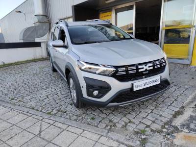 Carro usado Dacia Jogger Confort 7 Lugares Gasolina