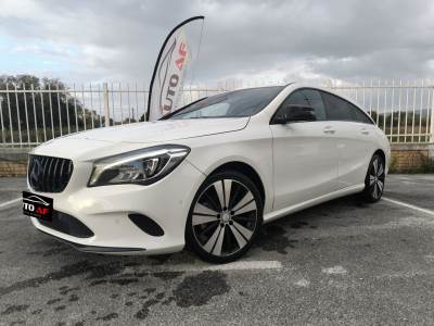 Carro usado Mercedes-Benz Classe CLA Shooting Brake (CDI) d 7G-DCT Urban Diesel