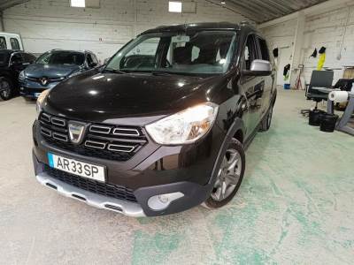 Carro usado Dacia Lodgy 1.5 Blue dCi Stepway 7L Diesel