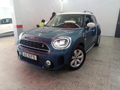 Carro usado MINI Countryman Cooper SE ALL4 Auto Híbrido (Gasolina)