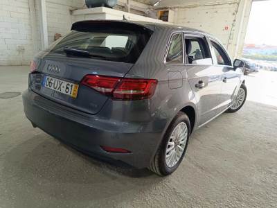 Carro usado Audi A3 Sportback 1.6 TDi Diesel