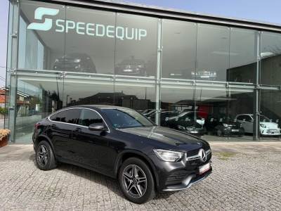 Carro usado Mercedes-Benz Classe GLC Coupe de 4Matic 9G-TRONIC AMG Line Híbrido (Gasolina)