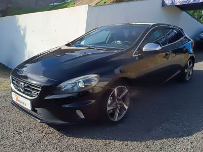 Carro usado Volvo V40 1.6 D2 R-Design Summum Diesel