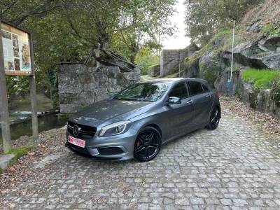 Carro usado Mercedes-Benz Classe A d AMG Line Aut. Diesel