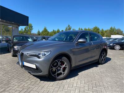 Carro usado Alfa Romeo Stelvio 2.2 D Super AT8 Diesel