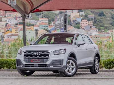 Carro usado Audi Q2 1.0 TFSI Sport Gasolina