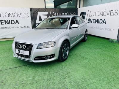 Carro usado Audi A3 Sportback 1.6 TDi Attraction Special Edition Diesel