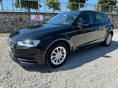 Carro usado Audi A3 Sportback 1.6 TDI Attraction S tronic Diesel