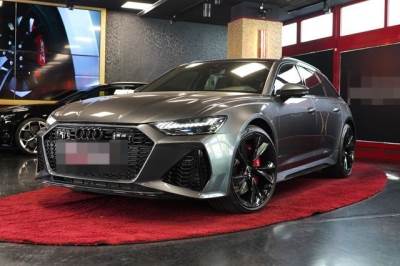 Carro usado Audi RS6 Avant Performance PANO AIR MATRIX HA STHZ Gasolina