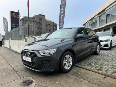 Carro usado Audi A1 Sportback 25 TFSI Gasolina