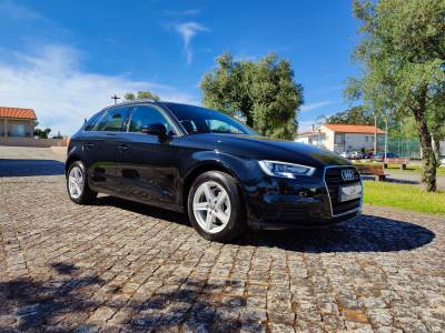 Carro usado Audi A3 Sportback 1.6 TDI Design Diesel