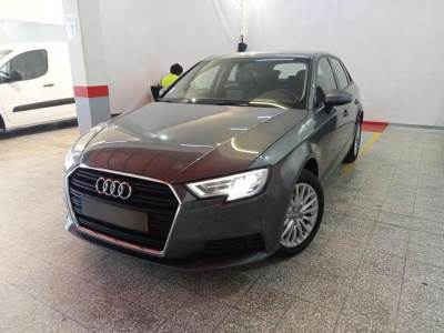 Carro usado Audi A3 Sportback 1.6 Tdi Diesel