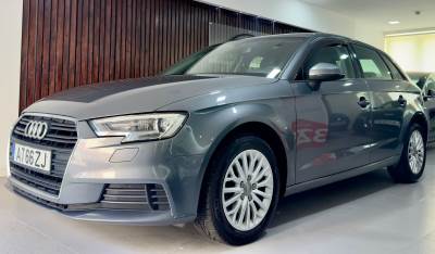 Carro usado Audi A3 Sportback 1.6 TDI Design S tronic Diesel