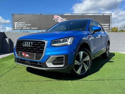 Carro usado Audi Q2 30 TFSI Sport Gasolina