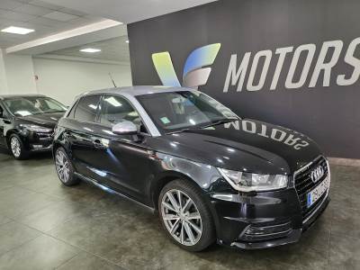 Carro usado Audi A1 Sportback 1.0 TFSI S-line Gasolina