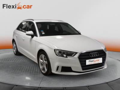 Carro usado Audi A3 Sportback 1.6 TDI Sport S tronic Diesel