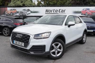 Carro usado Audi Q2 30 TFSI Gasolina