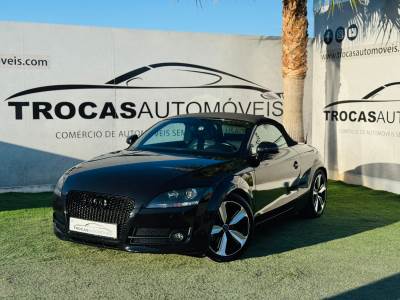 Carro usado Audi TT Roadster 2.0 TFSi S Tronic Gasolina