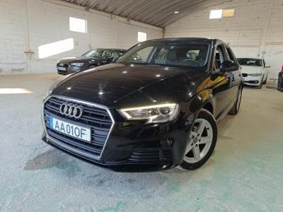 Carro usado Audi A3 Sportback 1.6 TDi Diesel