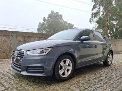 Carro usado Audi A1 Sportback 1.4 TDI Design Diesel