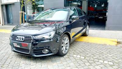 Carro usado Audi A1 Sportback 1.6 TDI S-line Diesel