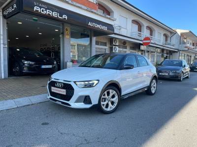 Carro usado Audi A1 Citycarver 30 TFSI S tronic Gasolina