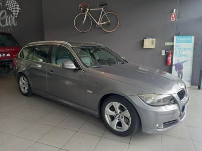 Carro usado BMW Série 3 d Touring EfficientDynamics Navigation Diesel