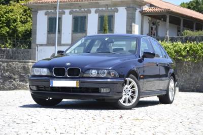 Carro usado BMW Série 5 i 24V Gasolina