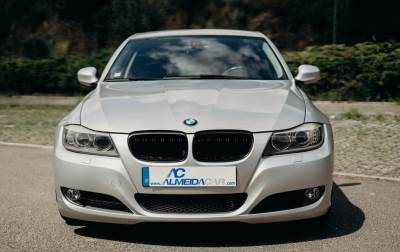 Carro usado BMW Série 3 i Navigation Auto Gasolina