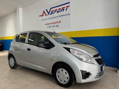 Carro usado Chevrolet Spark 1.0 L Bi-Fuel Gasolina